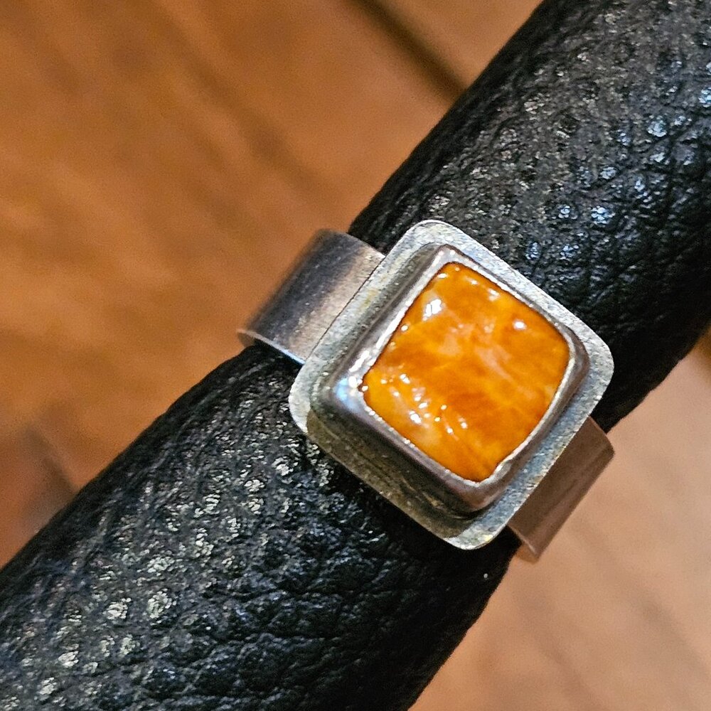 Spiny Oyster and Sterling Silver Ring, size 4.75